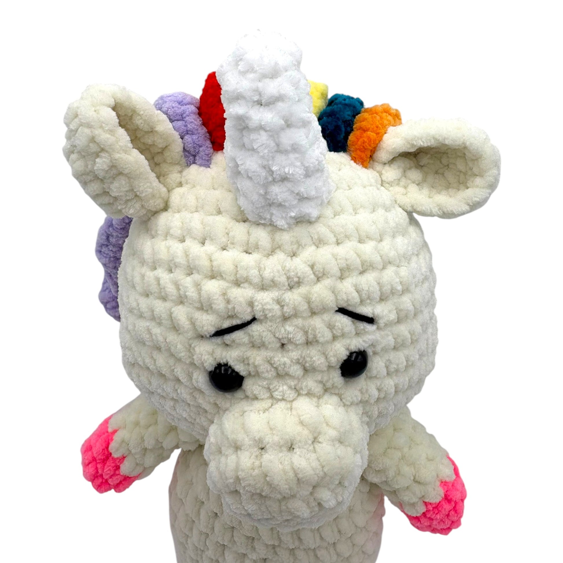 cotoniq_handgemachtes_kuscheltier_einhorn_aus_samt_4