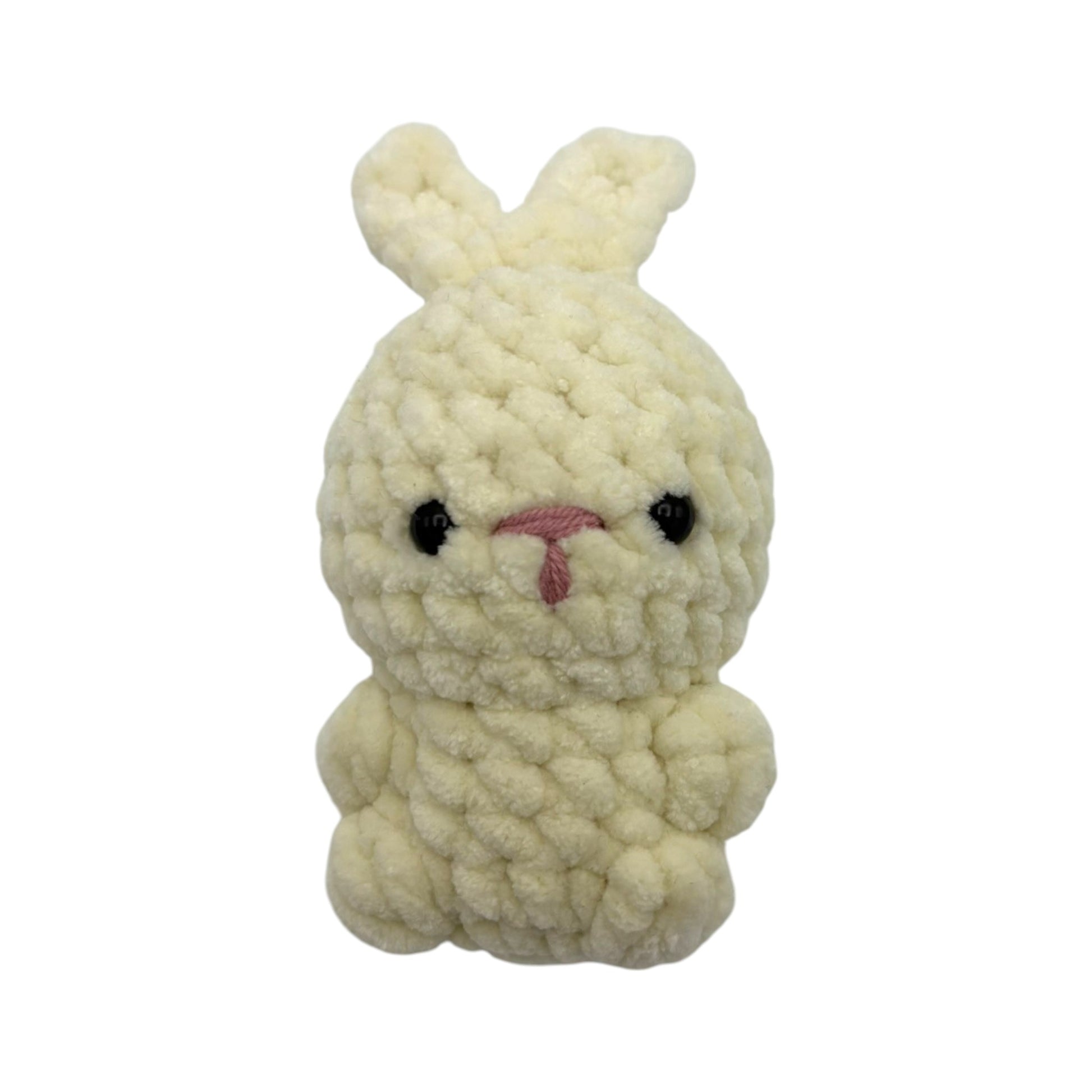cotoniq_handgemachtes_kuscheltier_häschen_aus_samt_1