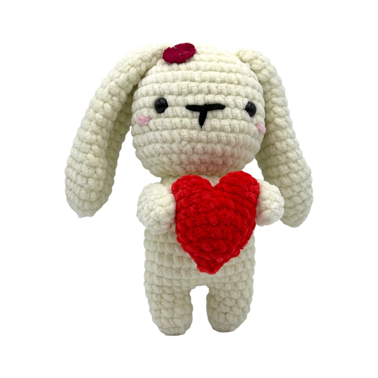 cotoniq_handgemachtes_kuscheltier_hase_mit_herz_aus_samt_1