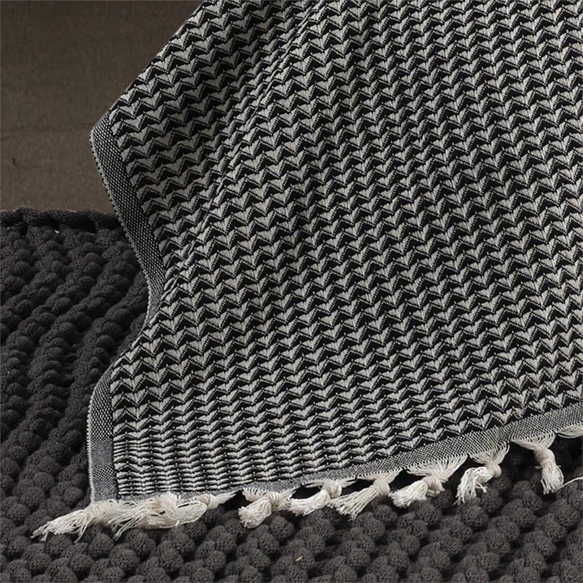 Tagesdecke | Bettüberwurf | Sofaüberwurf | 150 x 200 cm | 100% Baumwolle | Schwarz
